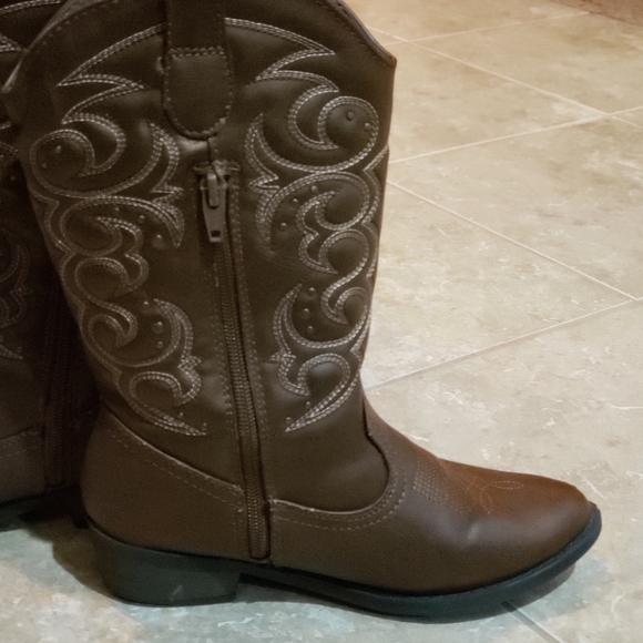 Cat&Jacks girls boots 👢 - Picture 2 of 4